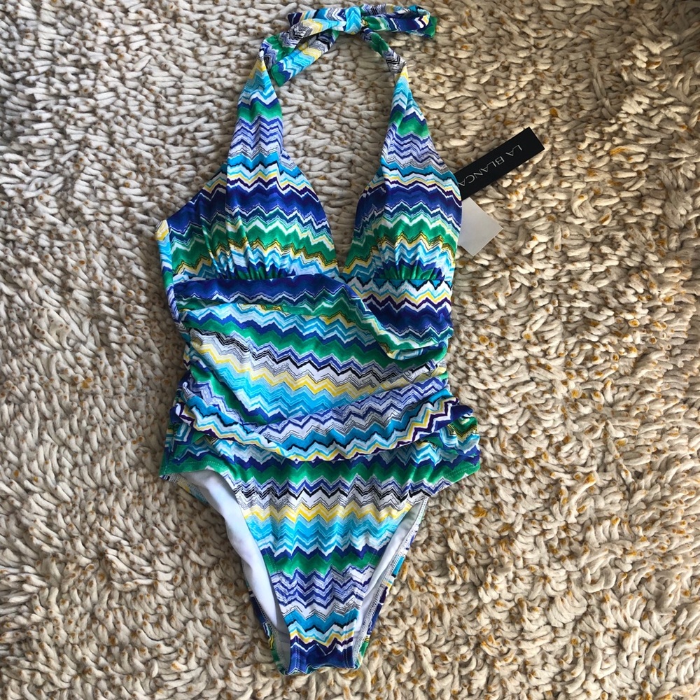 NWT La Blanca Halter-neck swimsuit